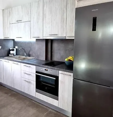 Ether Nyaraló Perivólosz