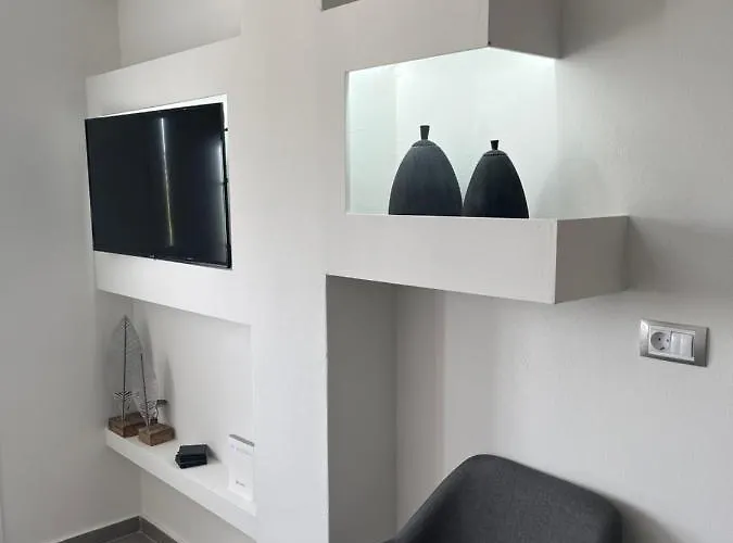 Ether * Perivolos (Santorini)